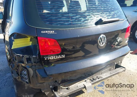 2017 Volkswagen Tiguan 2.0T/2.0T S из США, поврежденный, VIN WVGAV7AX1HK018951